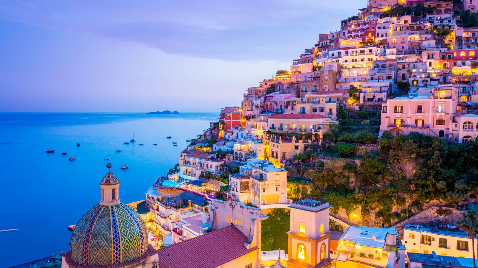 Amalfi Coast – Itália: O Destino Perfeito para Uma Viagem Romântica e Inesquecível