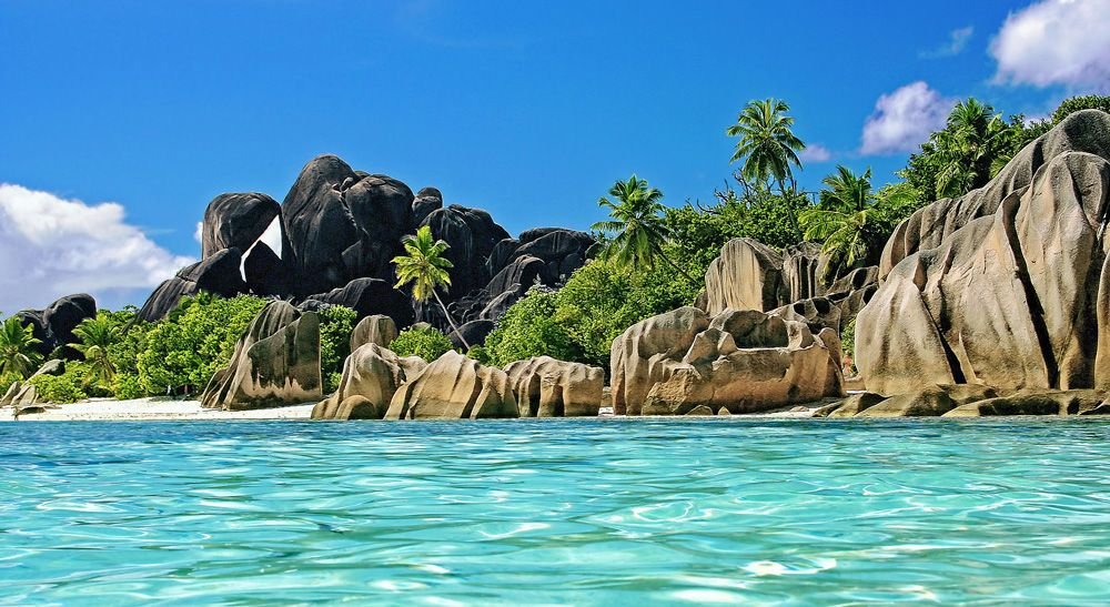 Anse Source d’Argent – Seychelles: A Praia de Areia Rosa e Águas Cristalinas