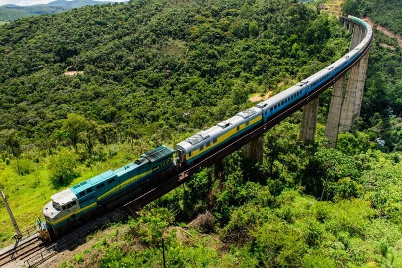 Viaje de Trem no Brasil: Roteiros Incríveis para Explorar o País Sobre Trilhos