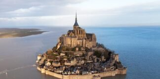 Normandia & Bretanha: História, falésias e cultura única